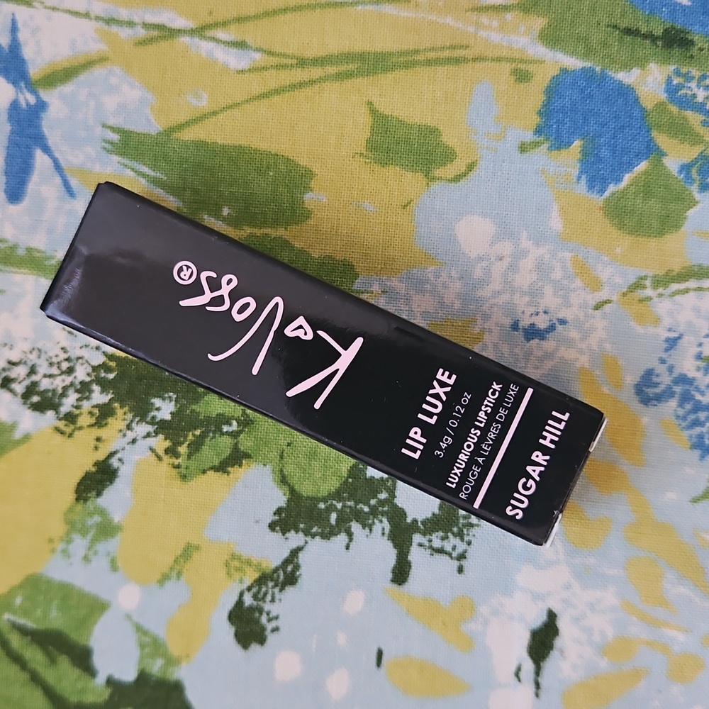 Lip Luxe Luxurious Lipstick in Sugar Hill